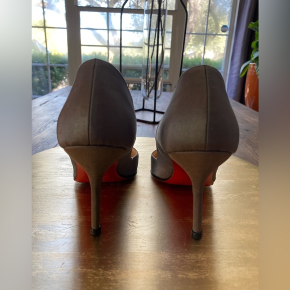 CHRISTIAN LOUBOUTINS Size 7. Excellent conditions. Iridescent Satin ♥️ - Picture 7 of 8